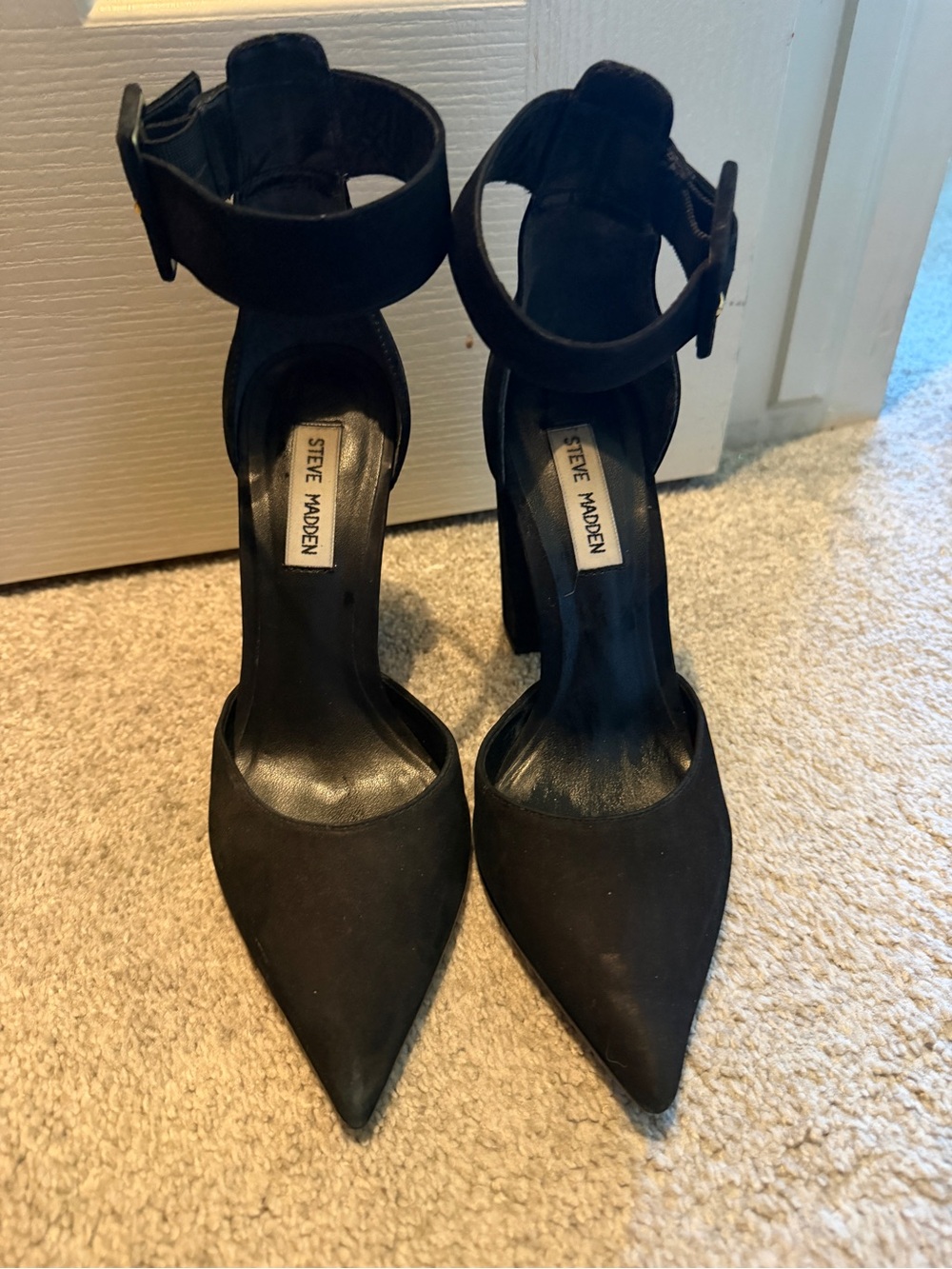 Steve Madden Black Pointed Ankle-Strap Heels
